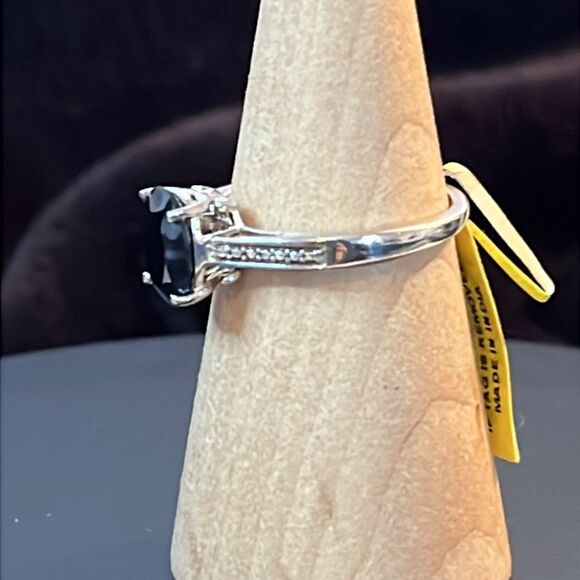 NWT Oval Cut Black Tourmaline Solitaire Ring Set in Sterling Silver size 10 - Picture 5 of 10